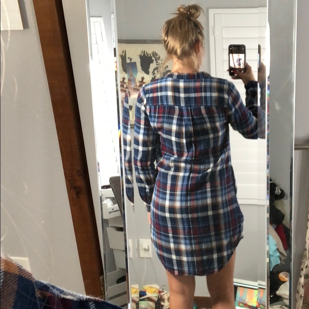 Dress - Picture 2 of 6